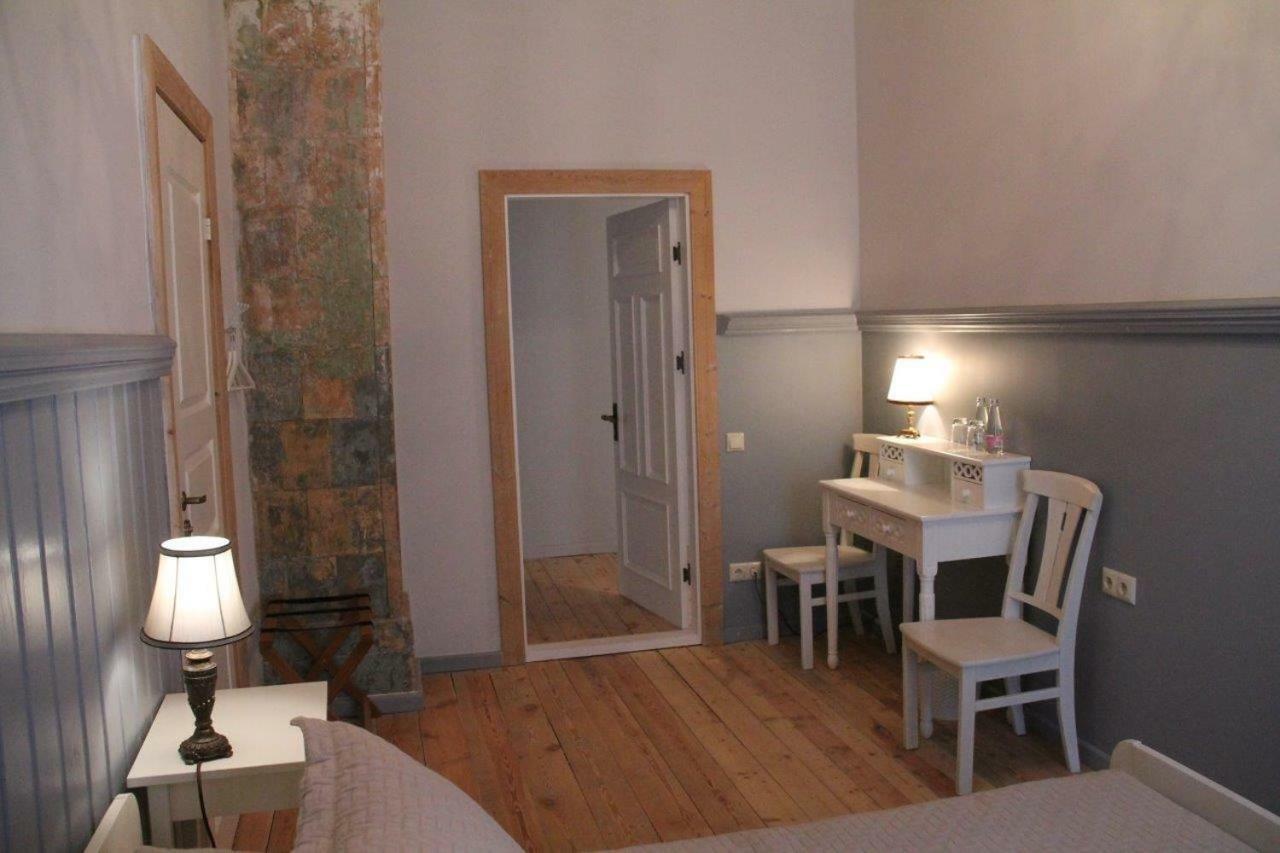 Hotel Meke Mustkalni Esterno foto