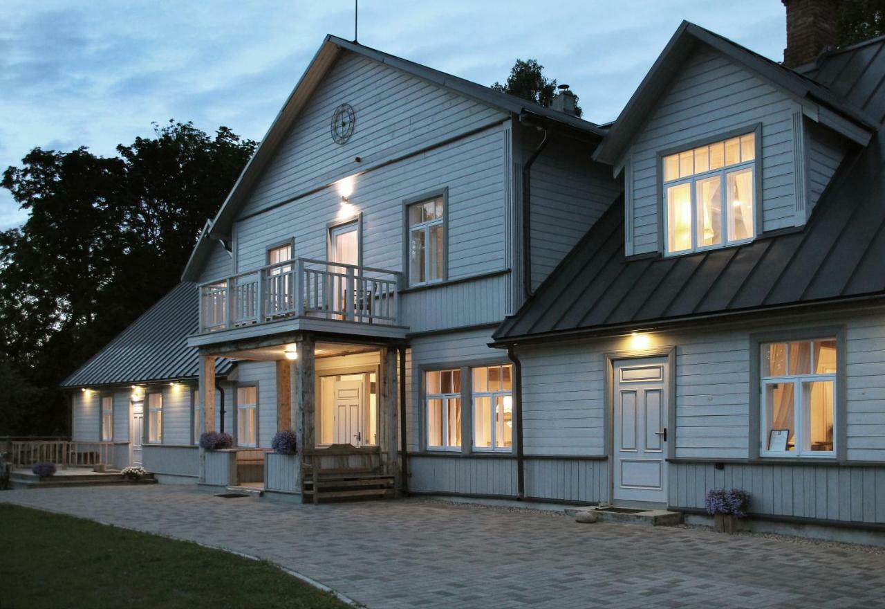 Hotel Meke Mustkalni Esterno foto
