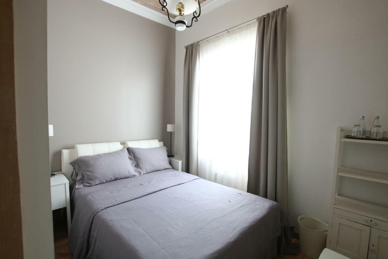 Hotel Meke Mustkalni Esterno foto