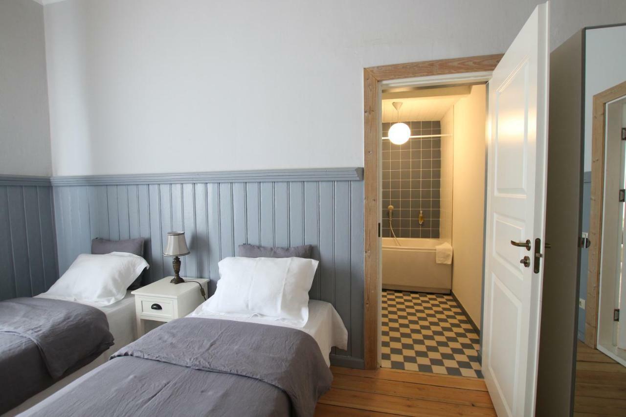 Hotel Meke Mustkalni Esterno foto